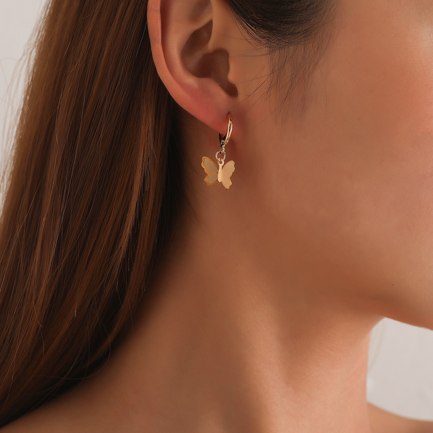 European and American cross-border jewelry alloy hollowed-out butterfly earrings and earrings, women's fashion trend exaggerated geometric grand earrings details Picture