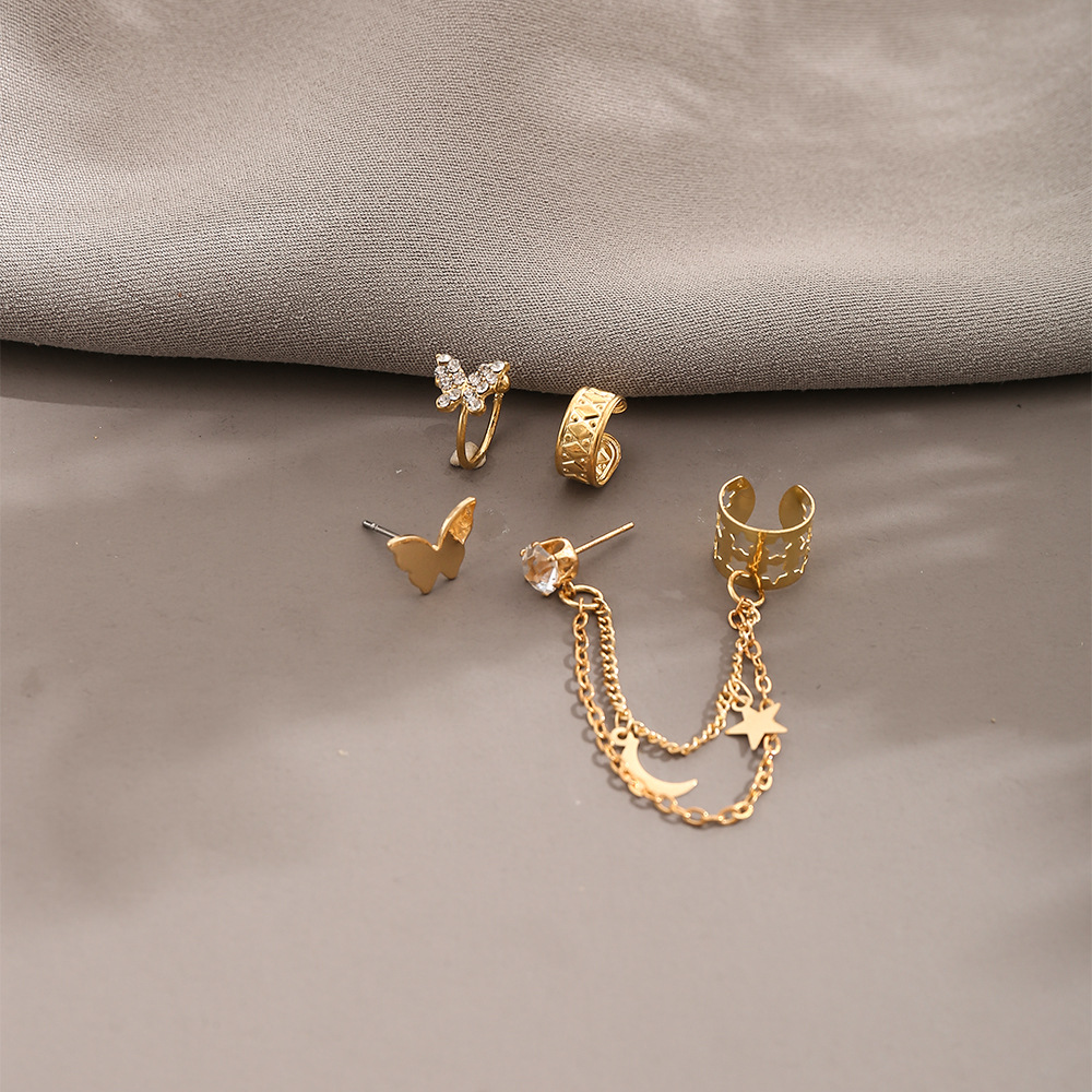 New cross-border full-diamond butterfly ear bone clip 4-piece set, creative and personalized golden star moon C-shaped ear clip Application Scenario