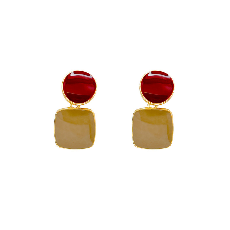 Retro Hong Kong-style color-blocking glazed geometric earrings for women, a light luxury and high-end look, fashionable round face earrings, new style in 2025 Item Picture