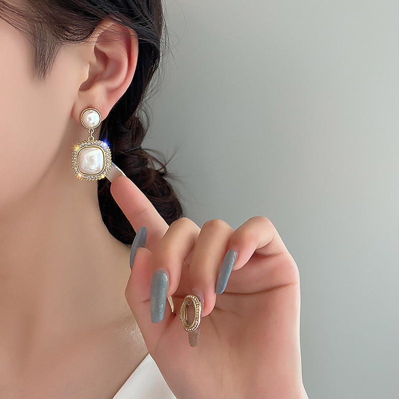 S925 Silver Needle Pearl Zircon Square Earrings, a high-end European and American style earring for women, a trendy 2021 new style details Picture