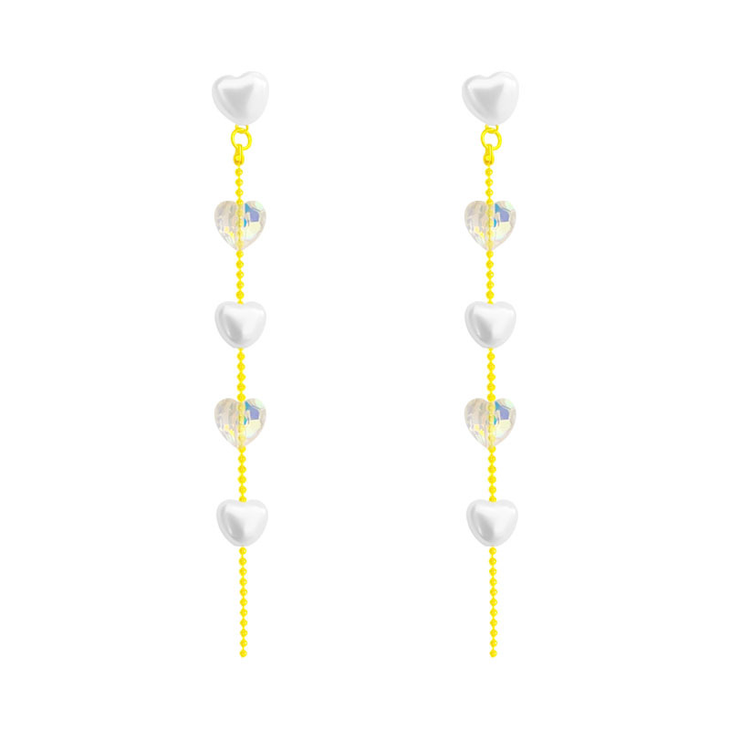 Long tassel crystal pearl heart-shaped earrings exude a sense of high-end luxury and a ladylike charm. These small and exquisite earrings can enhance your face Item Picture