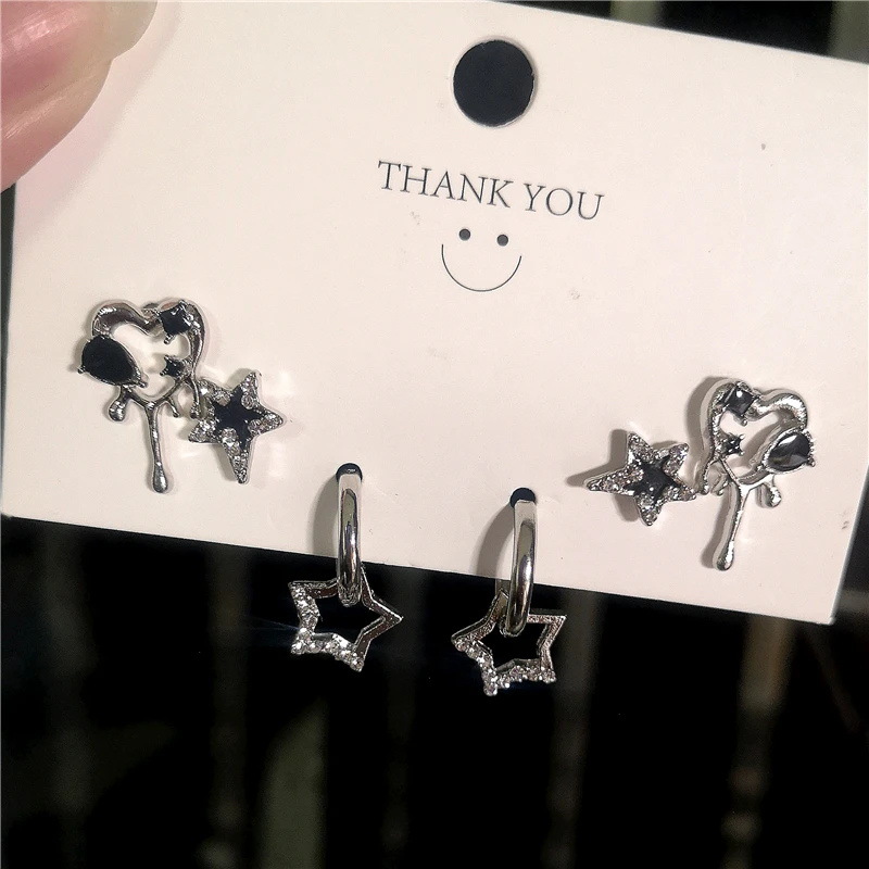 Creative dark heart-shaped stud earrings with a niche design for women, new five-pointed star zircon earrings, Star Terminator full figure