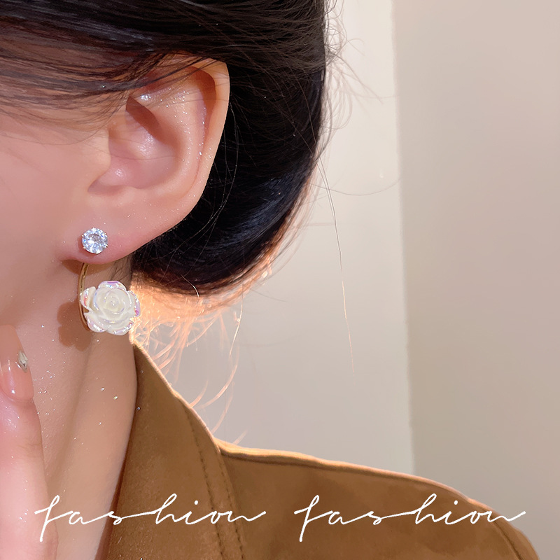 Stylish and trendy white rose stud earrings, ins iridescent simple and fresh earrings, diamond-encrusted C-shaped double earrings Application Scenario