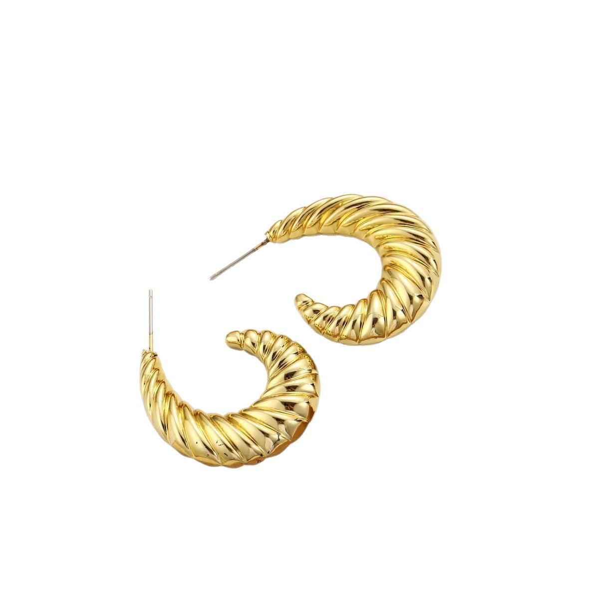 Cross-border European and American new personalized twist fashion earring, women's creative, simple and irregular moon retro exaggerated earrings Item Picture