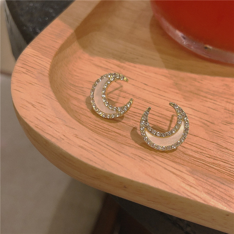 S925 Silver Needle Moon Stud earrings with diamonds, a light luxury and high-end look, a sweet and versatile Korean-style niche ear accessory for women details Picture