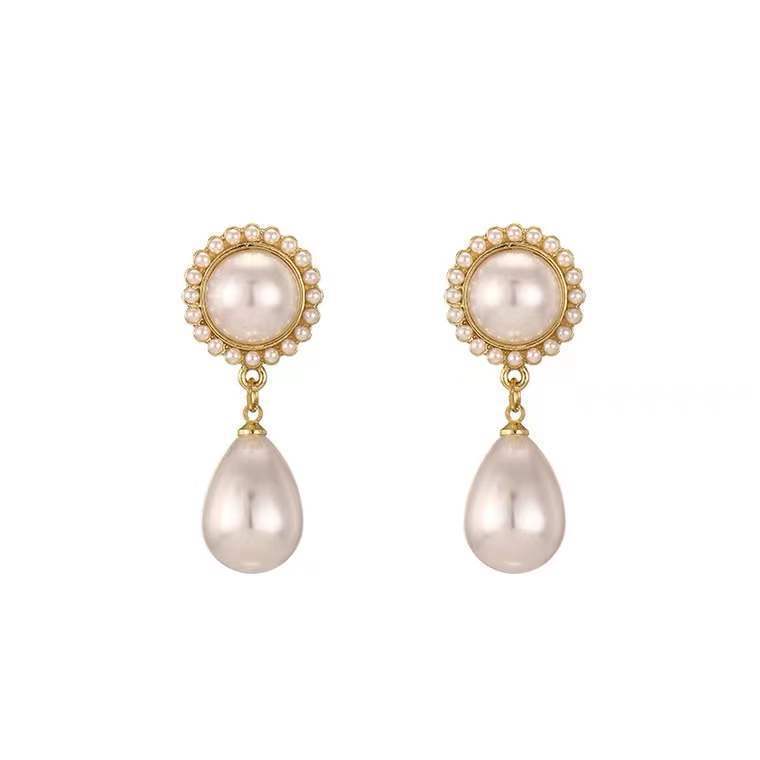 S925 Silver Needle Baroque teardrop pearl earrings, court-style sunflower earrings, Korean simple and elegant Item Picture