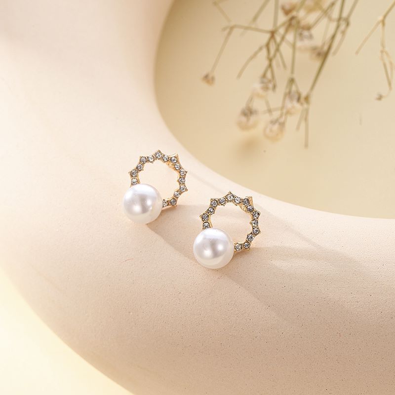 S925 Silver needle pearl Stud earrings from Dongdaemun, South Korea, simple and elegant, versatile round diamond pearl earrings and earrings Specification drawing