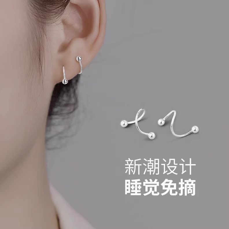 Douyin's best-selling spring stud 925 silver needle high-end earring five-pointed star heart-shaped wave simple and niche earrings Application Scenario
