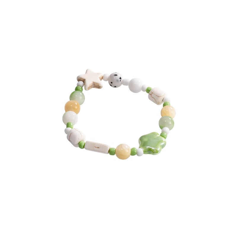 Forest-themed white and green coconut tree beaded bracelet, a unique and exquisite design for women, exudes a sense of high-end luxury and fashion, and is a versatile accessory Item Picture
