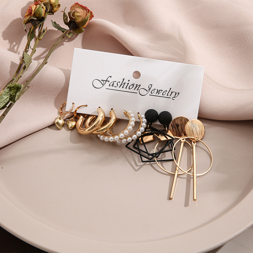 New retro imitation pearl ear ring C-shaped earring set of 5 pairs, creative and simple diamond-shaped geometric alloy earrings Specification drawing