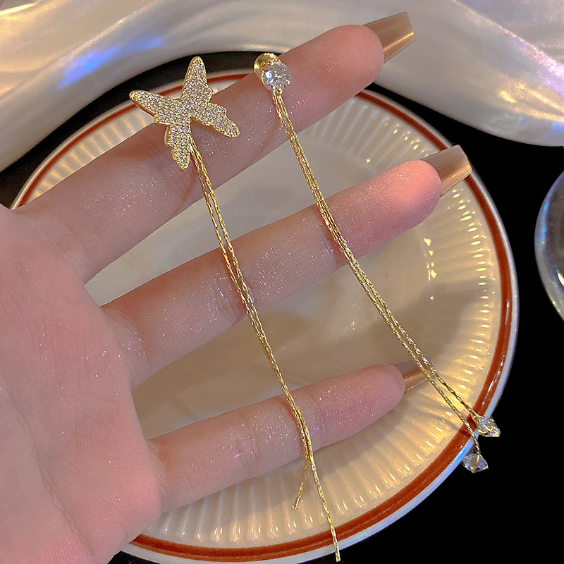 925 silver needle retro long butterfly earrings, feminine charm, ins stylish Su earrings, high-end feel, wholesale of internet-famous earrings full figure