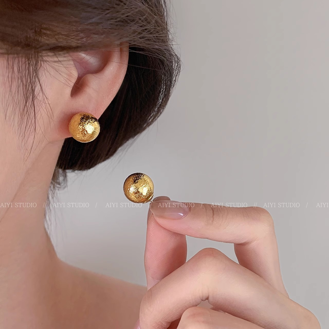 Cold style irregular metal teardrop stud earrings, new 2025 bestseller, personalized earrings, niche earrings, women's high-end feel Specification drawing