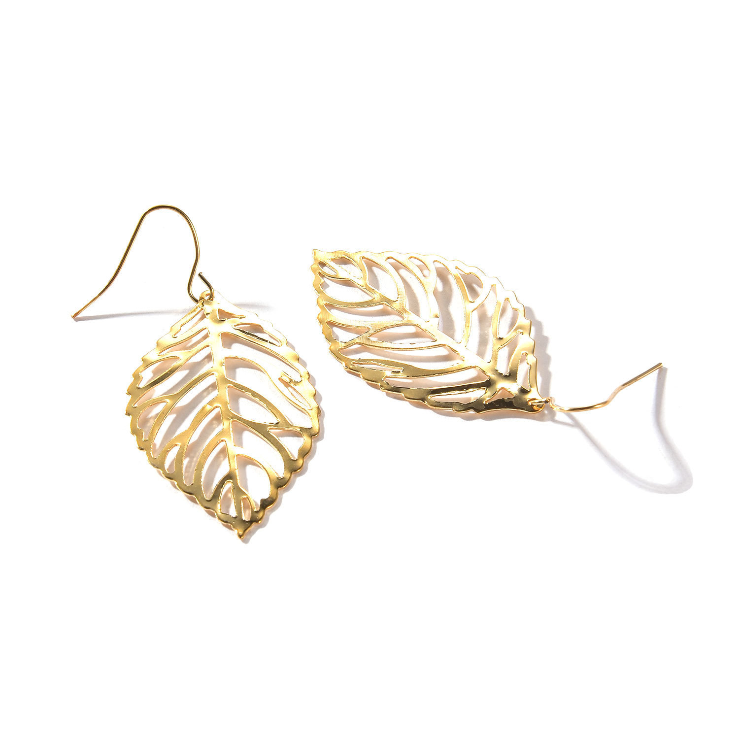 Summer's new earrings are selling well across borders. The simple forest-themed earrings are popular and the leaf earrings are trendy Item Picture
