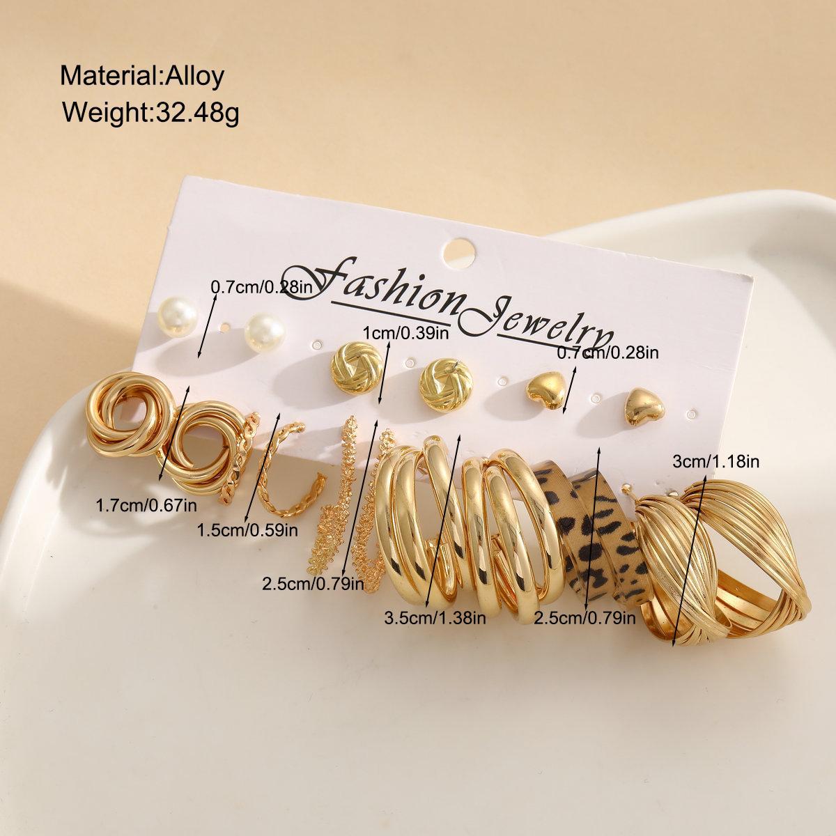 European and American cross-border geometric twisted twist ear studs, frosted texture, hollowed-out acrylic earrings, fashionable and creative women's earrings details Picture