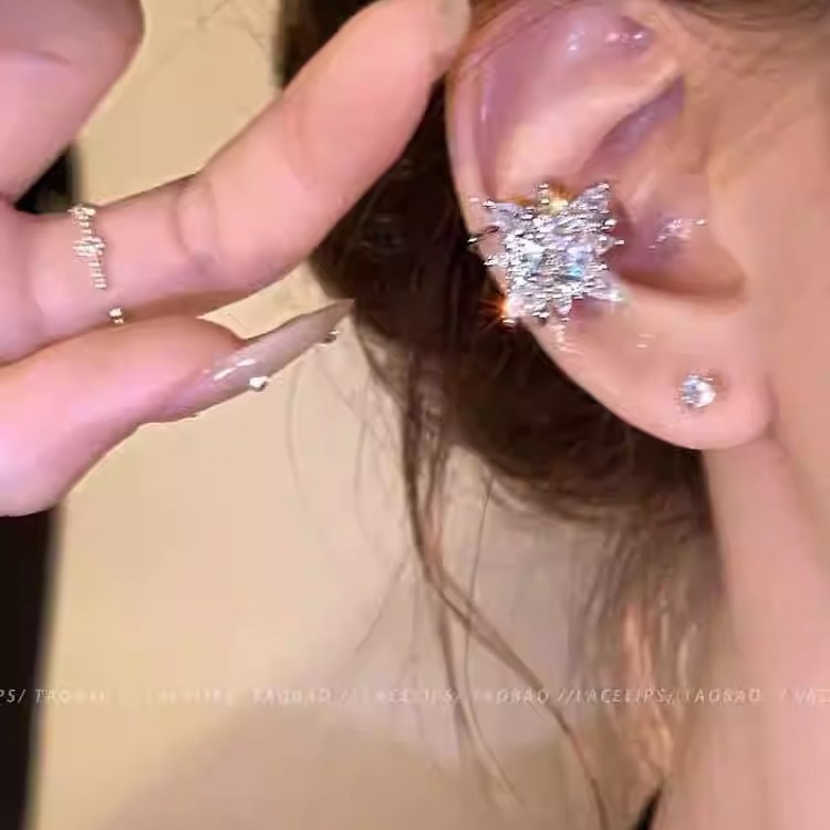 Super Flash Zircon Star Ear Clips and Stud Earrings for Women 2025 New bestsellers, light luxury and high-end ear bone clips and earrings wholesale Specification drawing