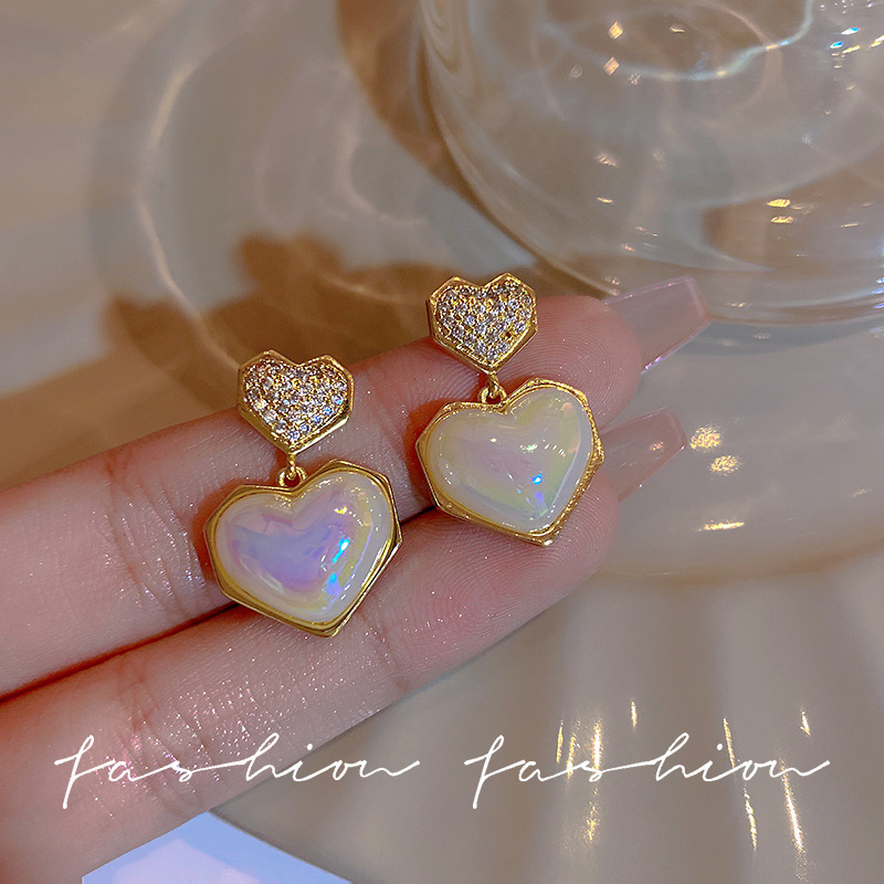S925 Silver Needle Mermaid Color heart-shaped Pearl Earrings for women, full diamonds, light luxury, trendy, versatile and elegant stud earrings full figure