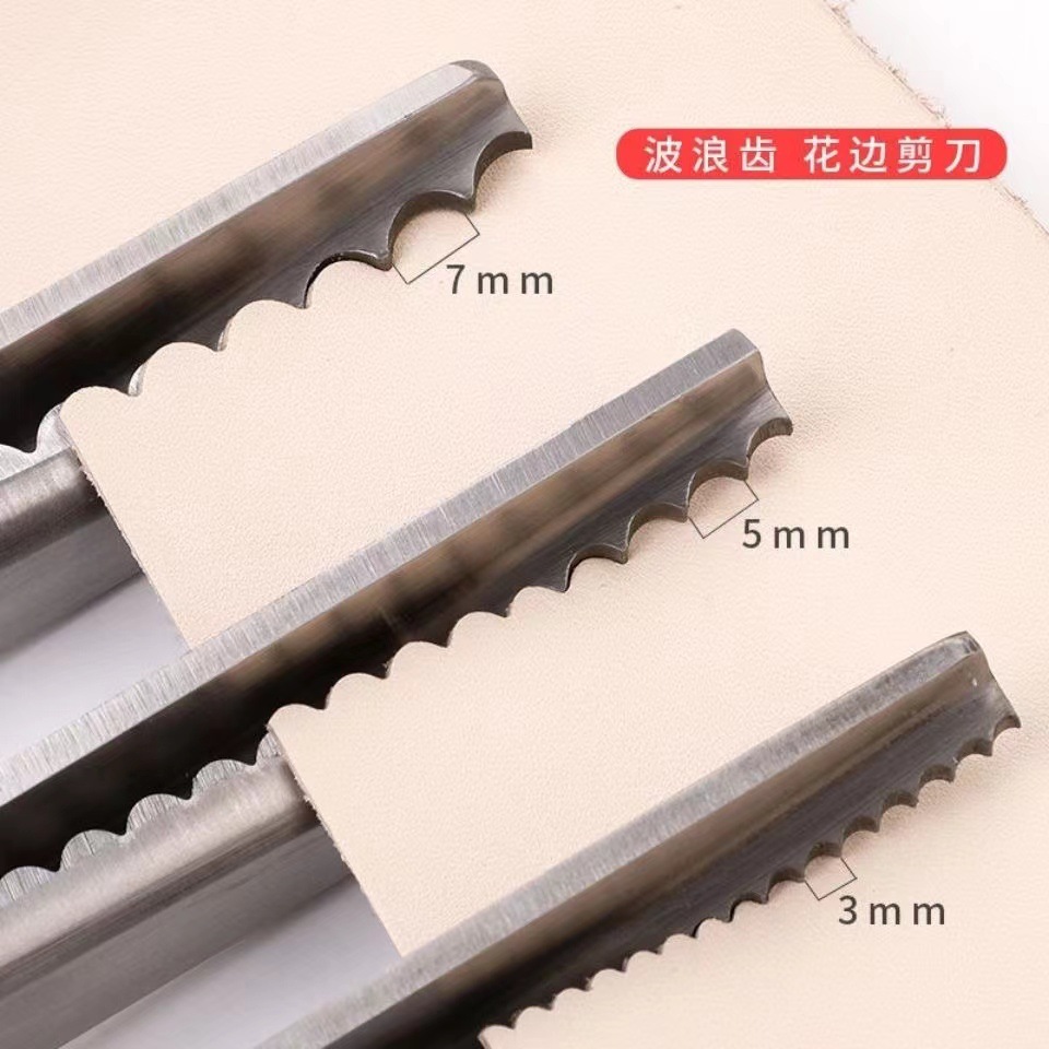 Fabric lace scissors, fabric sample scissors, wavy flower tooth saw, dog tooth scissors, fabric lace scissors, pattern scissors Application Scenario