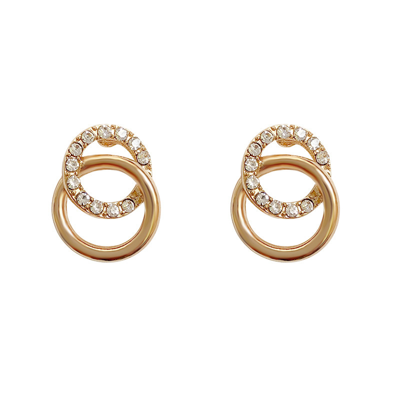 The new Korean-style fashionable and simple earrings feature small ring stud earrings with a unique and cold style. The diamond-encrusted double ring earrings are also stylish Item Picture