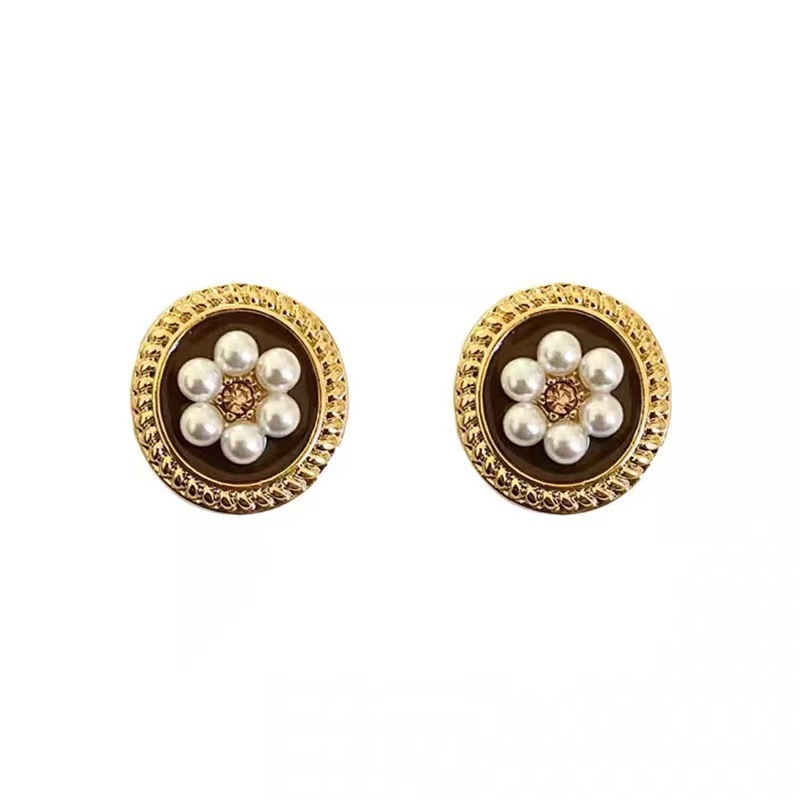 S925 Silver Needle Korean French retro Stud earrings for women, round pearl flower earrings, non-fading new trendy earrings Item Picture
