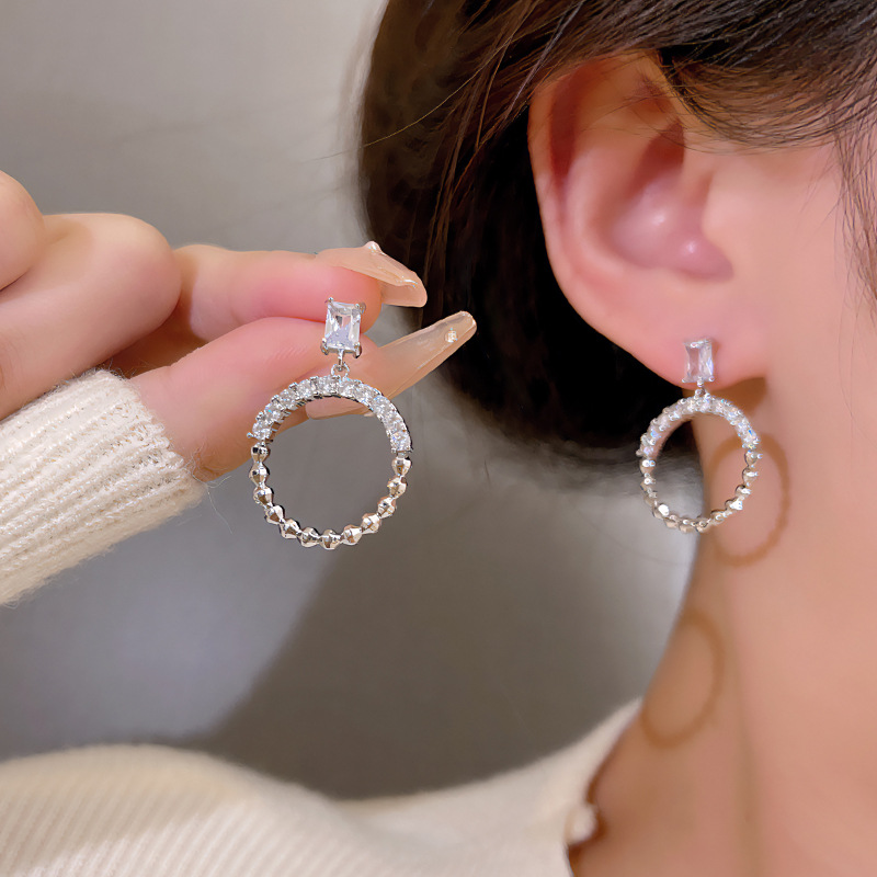 Micro-inset zircon circle earrings for women, s925 silver needle, fashionable and high-end, super shiny stud earrings, personalized and exaggerated earrings wholesale details Picture