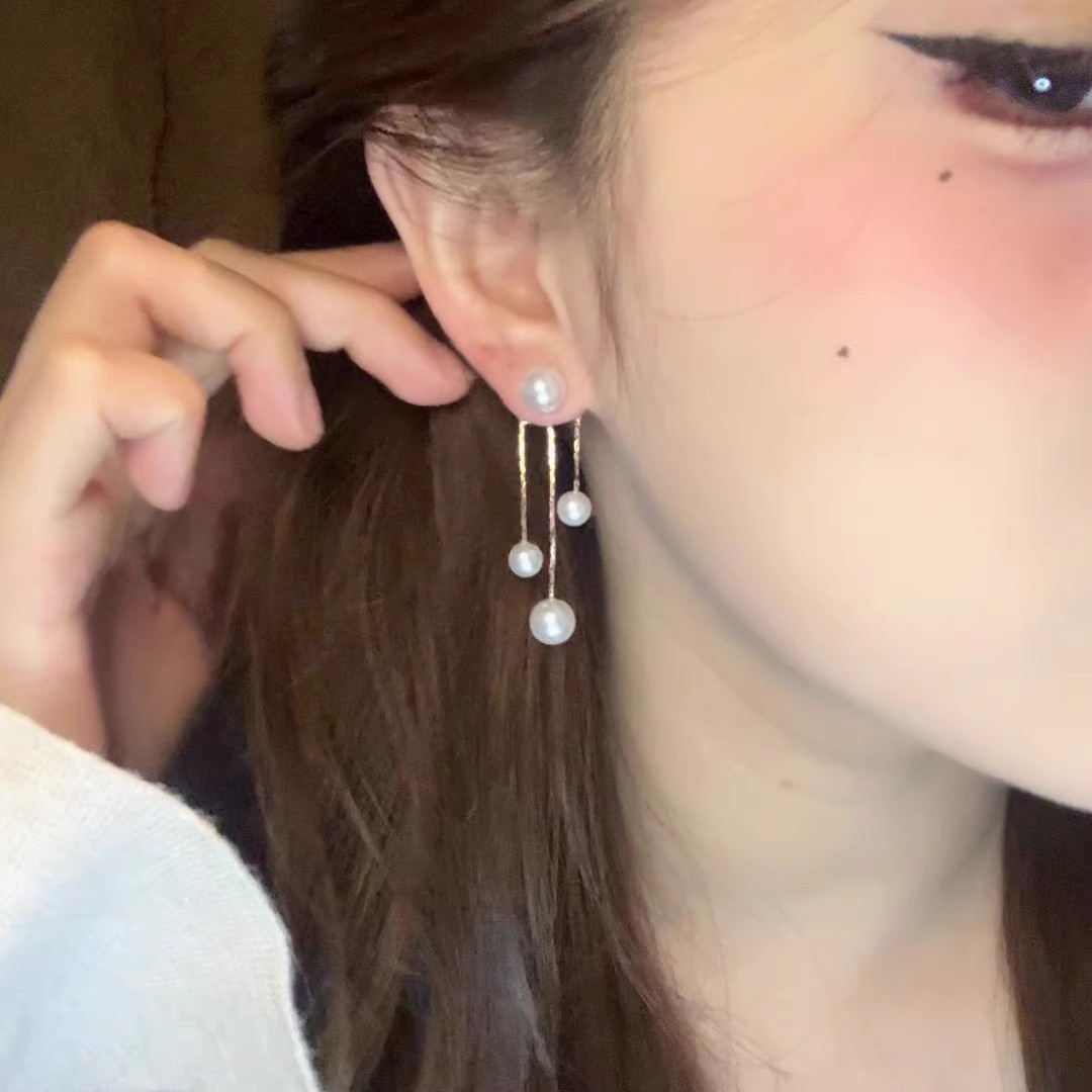 French high-end style long pearl tassel stud earrings, women's light luxury and fashionable style earrings, niche design, versatile earrings Specification drawing