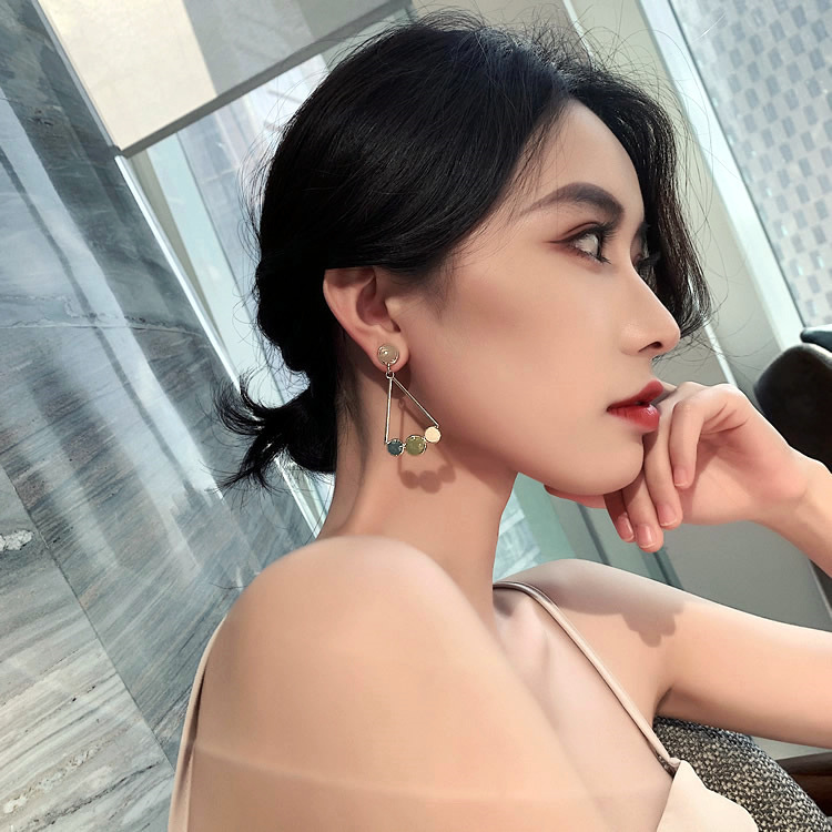 925 silver needle Morandi color triangular earrings, new feminine style, internet-famous style, stud earrings, long earrings wholesale Application Scenario