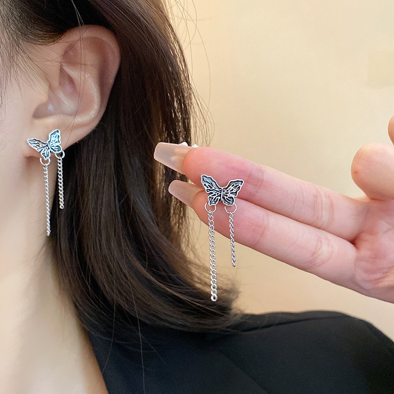 Retro oil-dripping butterfly earrings with a feminine and high-end feel, light luxury stud earrings, niche design sense, tassel earrings wholesale details Picture