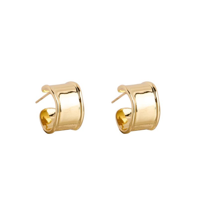 Geometric pleated design stud earrings for women, light luxury, fashionable, simple and versatile earrings. Unique and niche design earrings for autumn and winter Item Picture