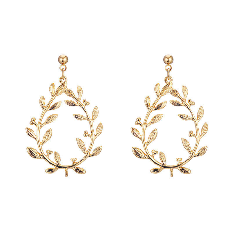 Simple and hollowed-out teardrop-shaped leaf earrings, women's stud earrings, Korean style, versatile leaf ear clips, earrings and pendants wholesale Item Picture