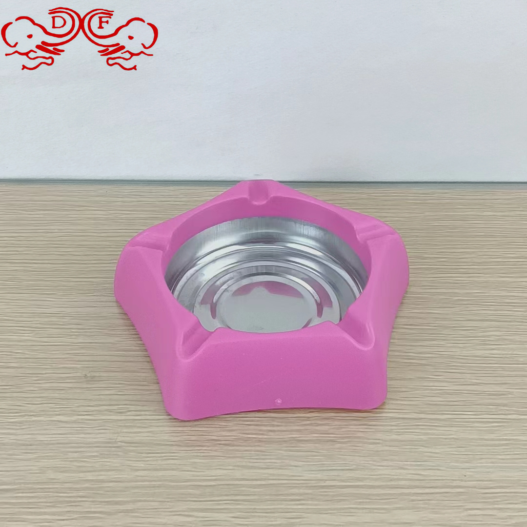 家用烟灰缸实物图