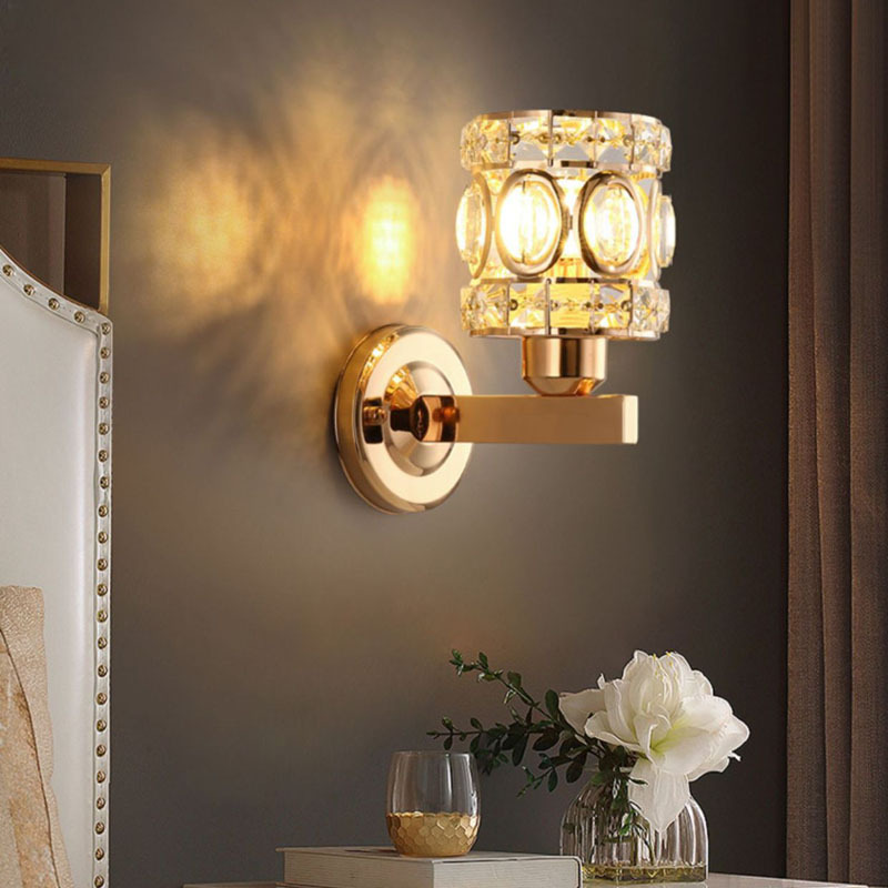 Crystal wall lamps, European-style creative and versatile, suitable for dining rooms, living rooms, background walls, light luxury corridors, passageways, and hotel decorative lights details Picture