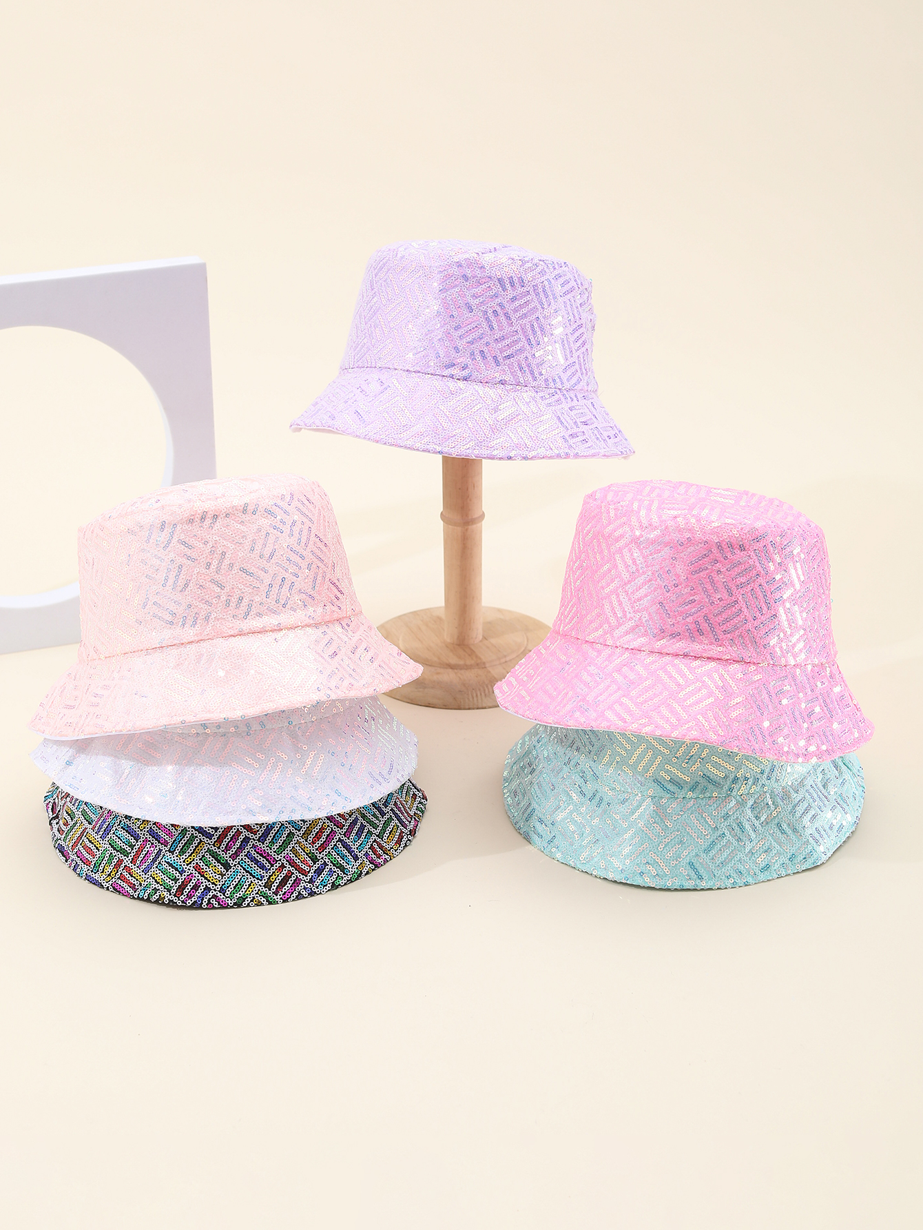 Spring and summer cross-border European and American bestsellers, irregular left and right sequined fisherman hats, fashionable and versatile, travel sun protection and sunshade foldable basin hats, export adult hats, all size 58CM thumbnail