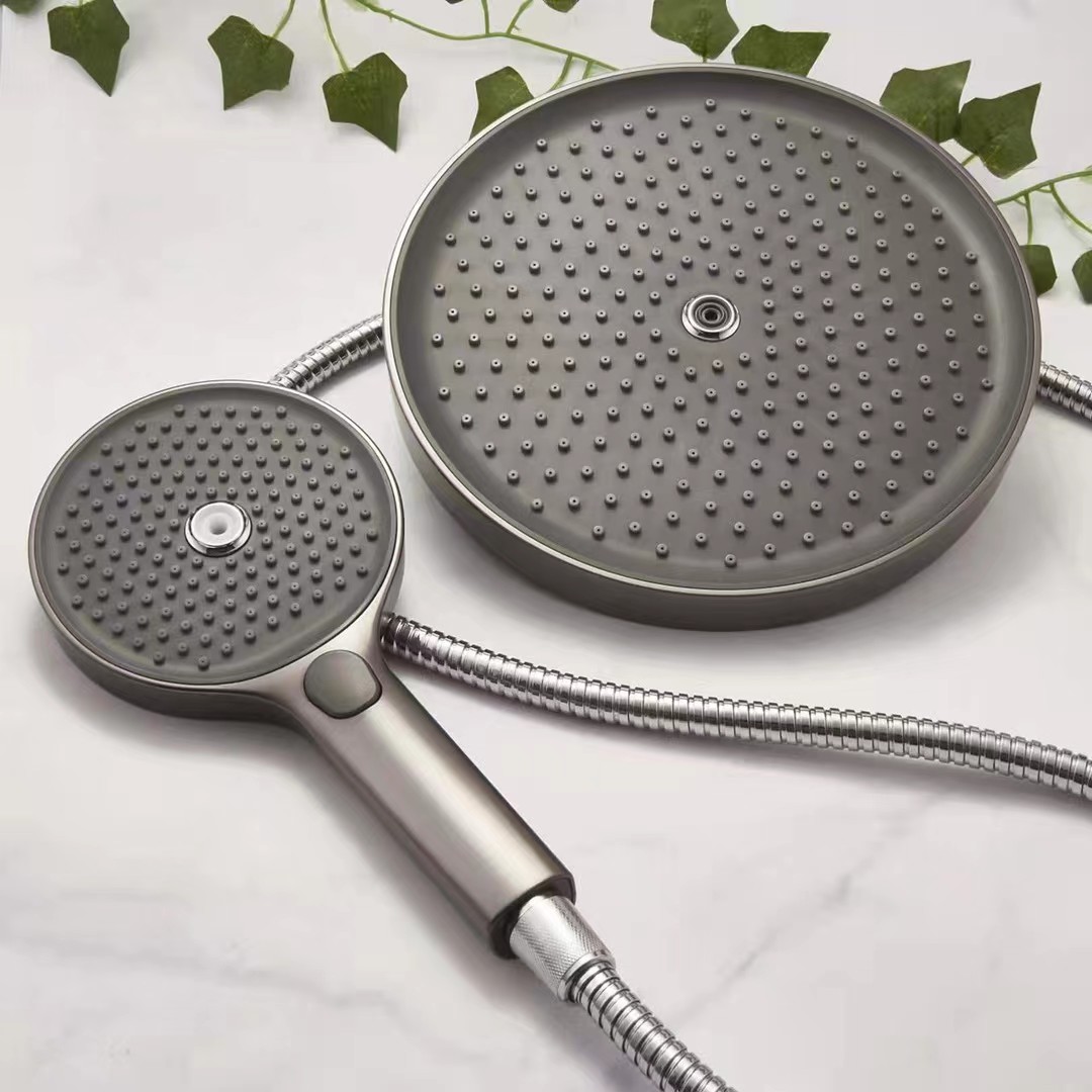 New showerhead with spray gun, four-function faucet accessories, shower head hardware accessories, showerhead jisun faucet accessories, shower head hardware accessories, showerhead jisun