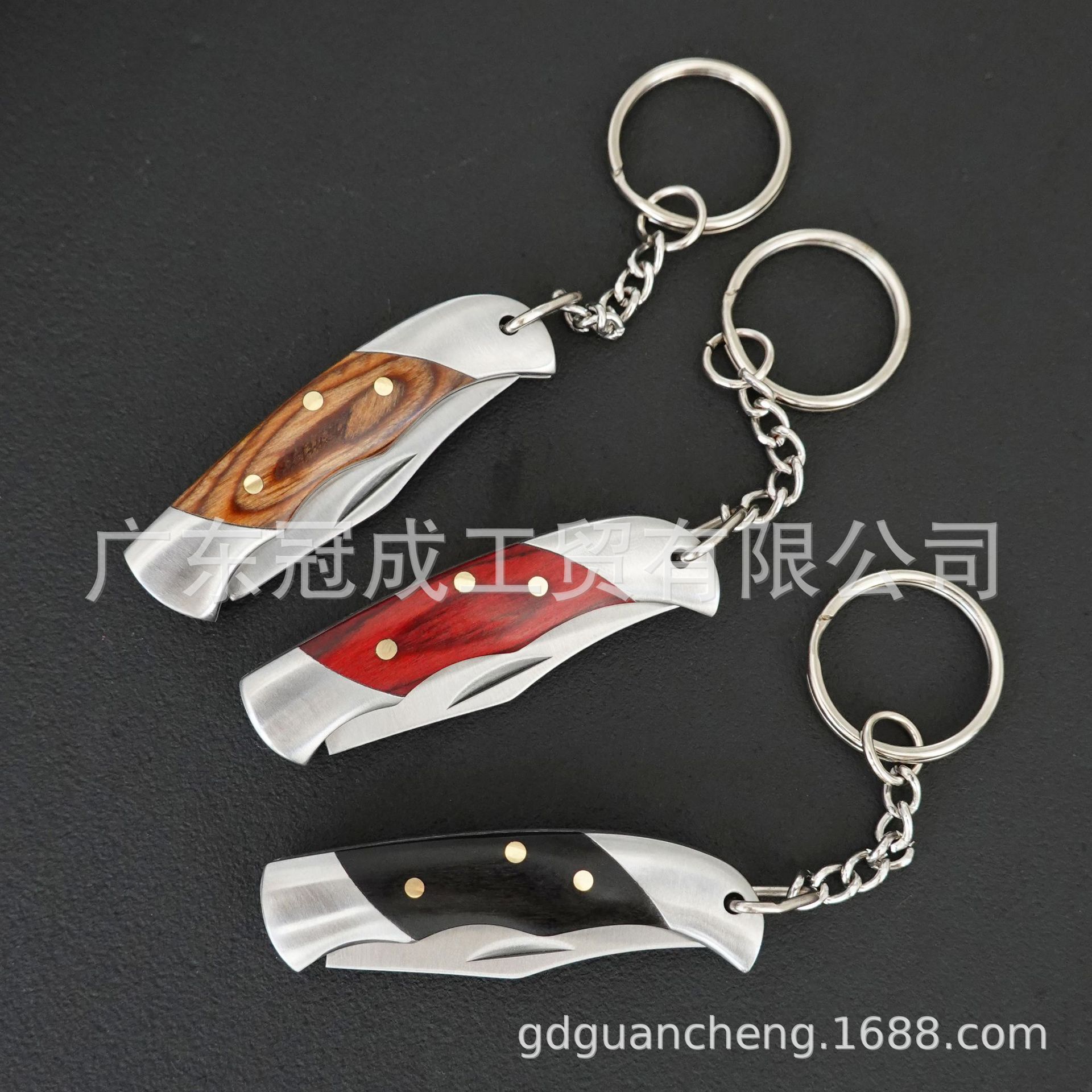 Factory direct supply of color wood handle, rust steel keychain, knife, folding knife, practical folding Specification drawing