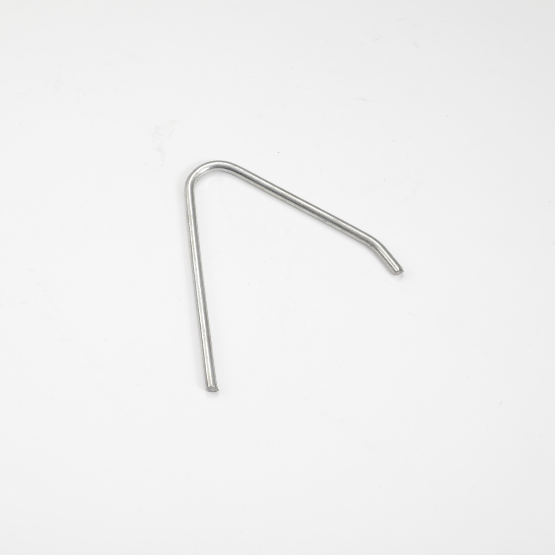 Factory direct sales of bent special-shaped hook spring split pins, R-shaped and U-shaped retaining rings, stainless steel band hook and buckle spring pins Application Scenario