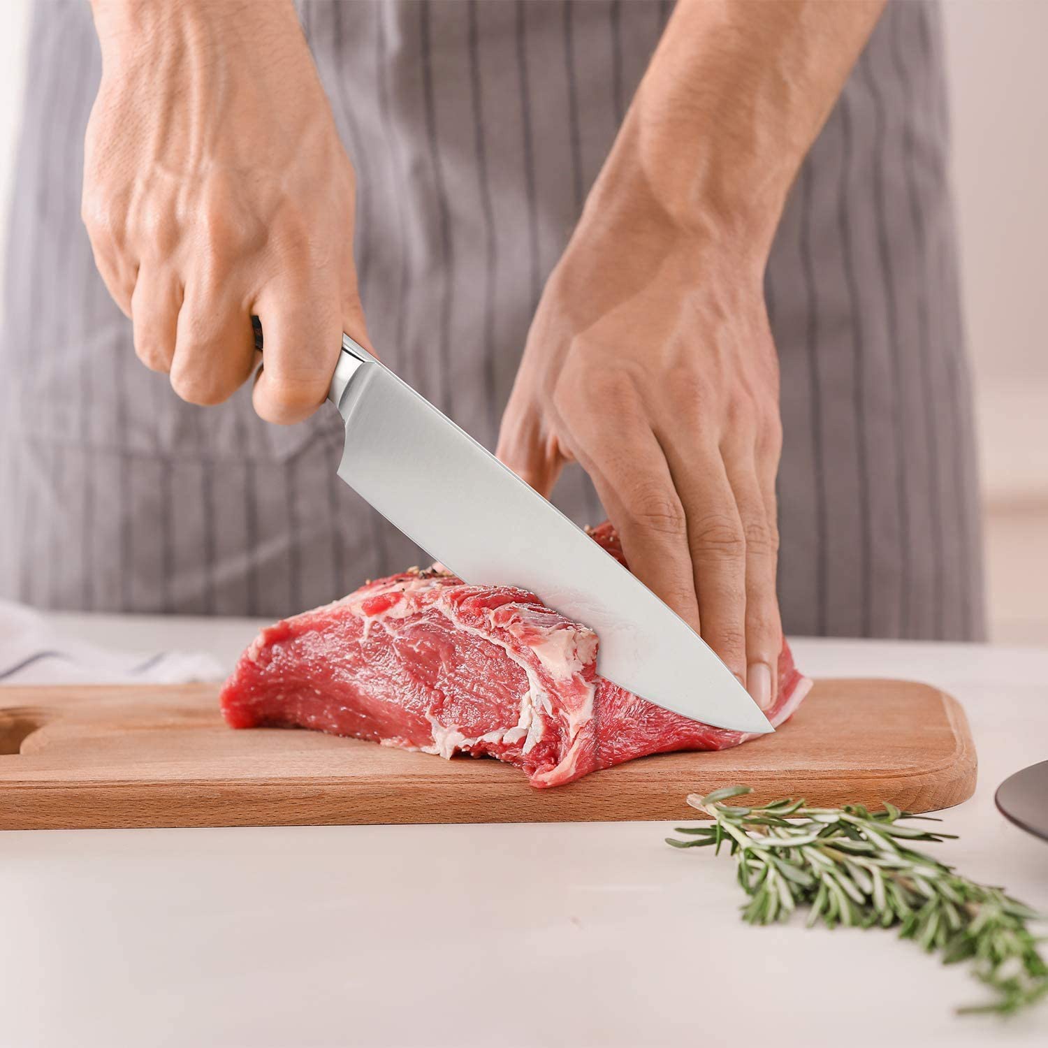 Wholesale Damascus 8-inch kitchen knives, meat slicers, Japanese sushi knives, raw fish knives, and wooden handle chef knives from the manufacturer Application Scenario