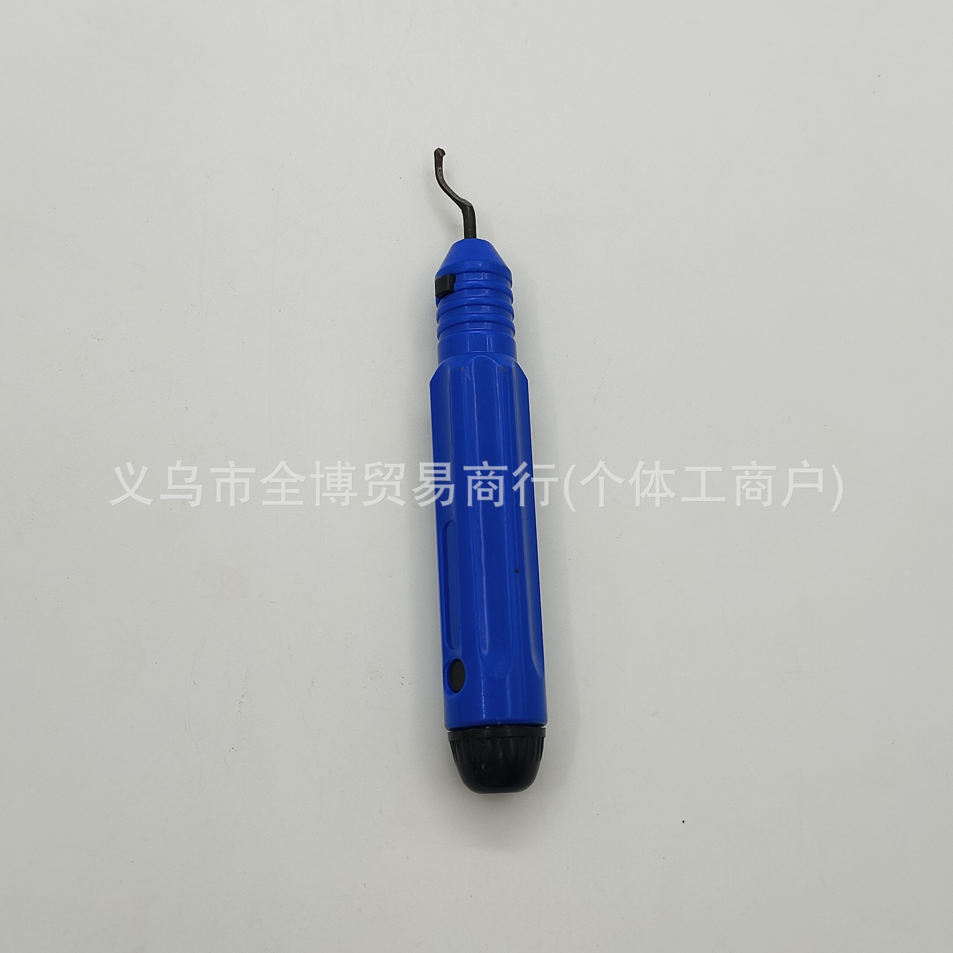The deburring and trimming tool is a manual deburring and trimming knife, a scraper, a chamfering and trimming tool, and a trimming knife handle undefined