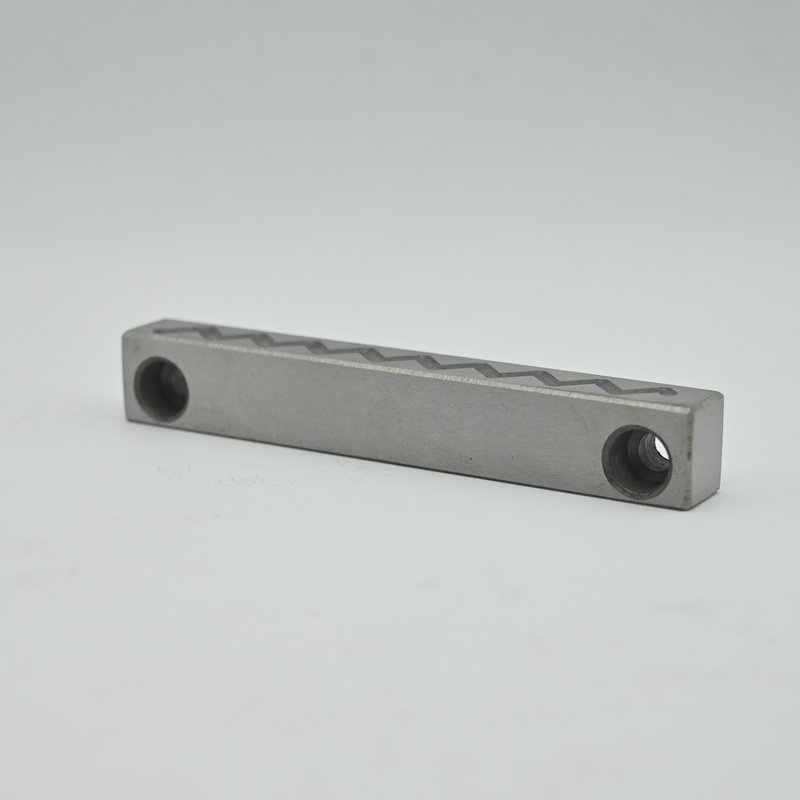 Yanxiu standard pressure strip mold, mold wear-resistant lock module, guide strip, row position pressure block, guide rail injection molding mold Specification drawing