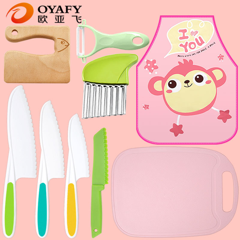 Plastic fruit knife, cutting board set, potato wave cutter, bread knife, wooden knife, peeler and planer, children's cartoon apron, bib Specification drawing