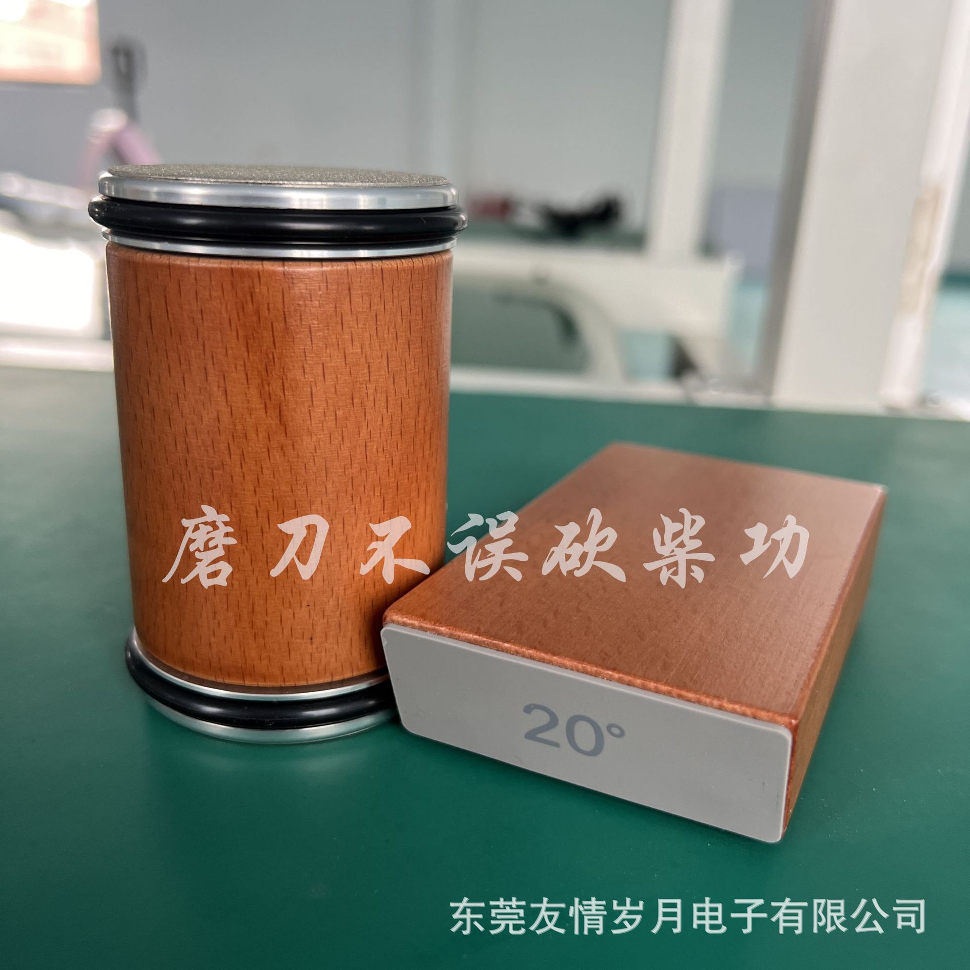 【 Classic 】 Aluminum Alloy emery Rolling sharpener, roller sharpener full figure