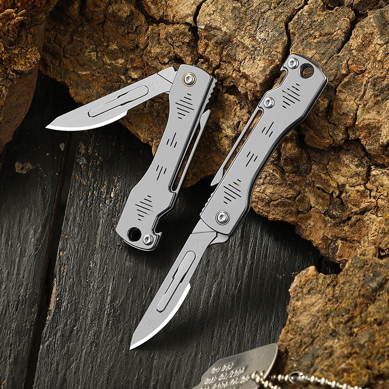 Stainless steel utility knife, mini folding knife, portable keychain knife, sharp surgical knife, portable express unboxing knife Application Scenario