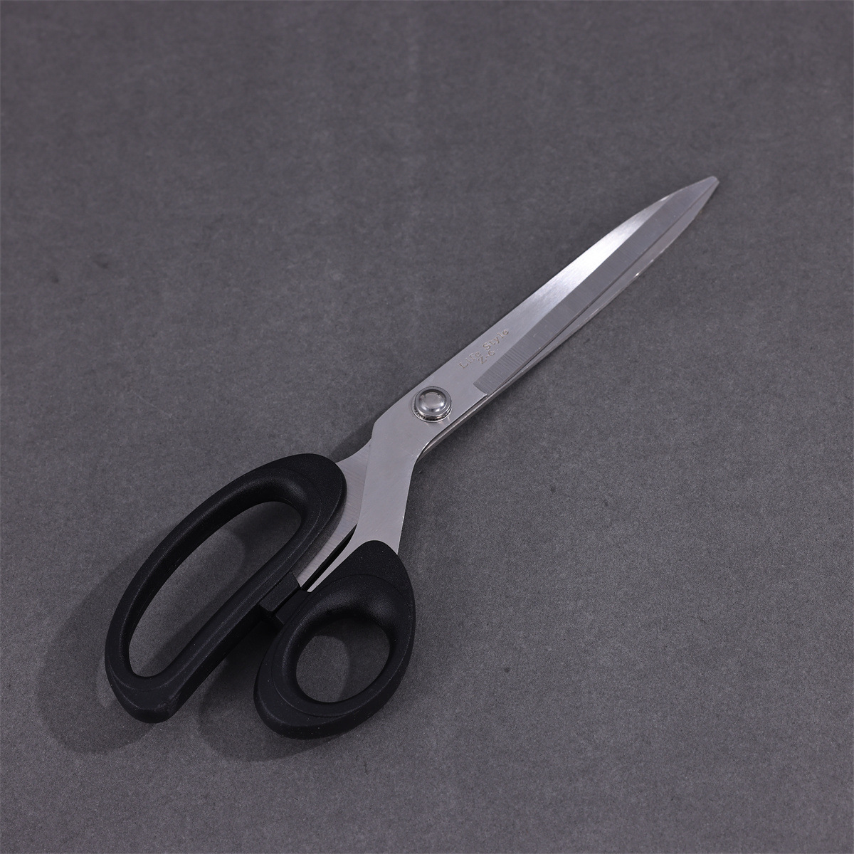 Soft Force Scissors, multi-functional kitchen scissors, large stainless steel powerful scissors, household scissors, kitchen scissors Application Scenario