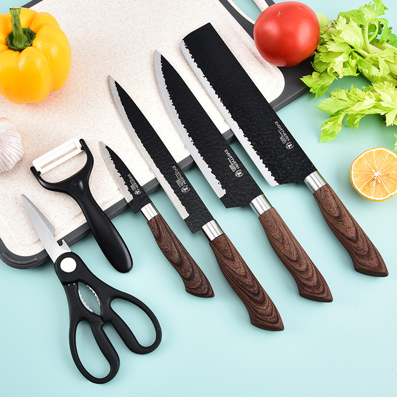 Stainless steel hammer-textured forged six-piece set of spray-painted knives with covered handles, household kitchen tools in stock for wholesale full figure