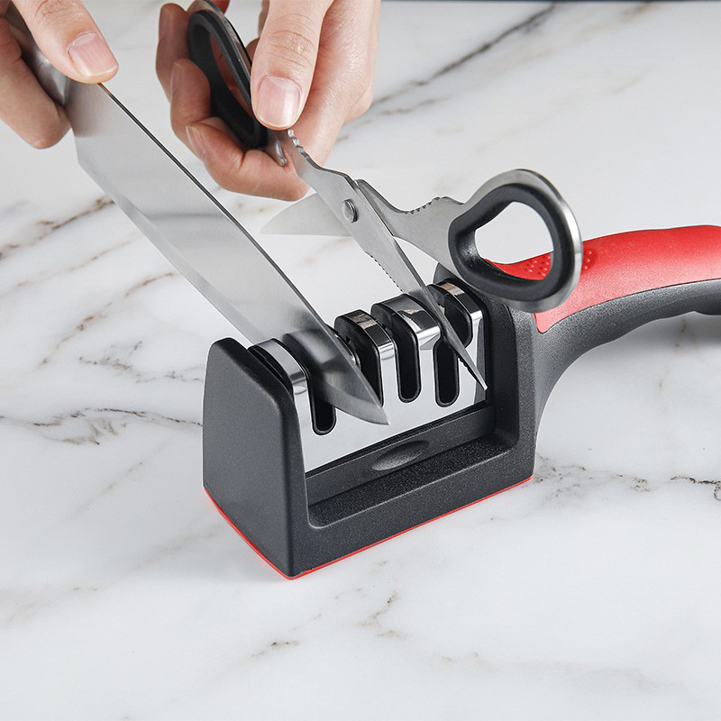 The popular four-section knife sharpener, a multi-functional kitchen knife sharpener, a handheld quick whetstone, and a new household knife sharpener Specification drawing