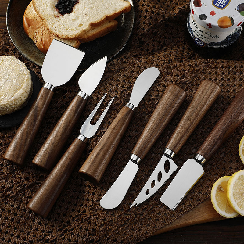 Factory in stock: Stainless steel cheese knives, walnut handle cheese knives, Western-style knives, table knives, steak knives, forks, butter knives details Picture