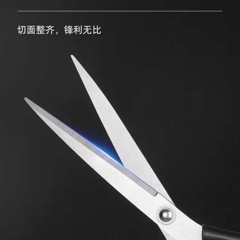 Factory direct supply of tailor-specific scissors, large scissors for sewing, clothing cutting, 8-12 inch fabric cutting, household use Application Scenario