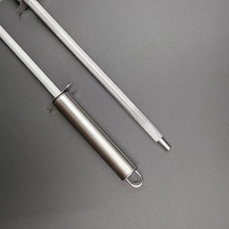 Factory wholesale knife sharpening rods, powerful knife sharpeners, convenient knife sharpening strips, kitchen knives, fruit manual knife sharpening rods, tools Application Scenario