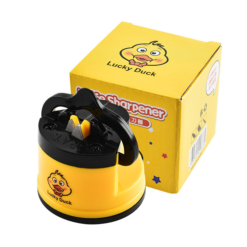 Little Yellow Duck suction cup knife sharpener, a household multi-functional kitchen tool, whetstone, a sharpening wonder, a fast sharpening kitchen wonder Application Scenario
