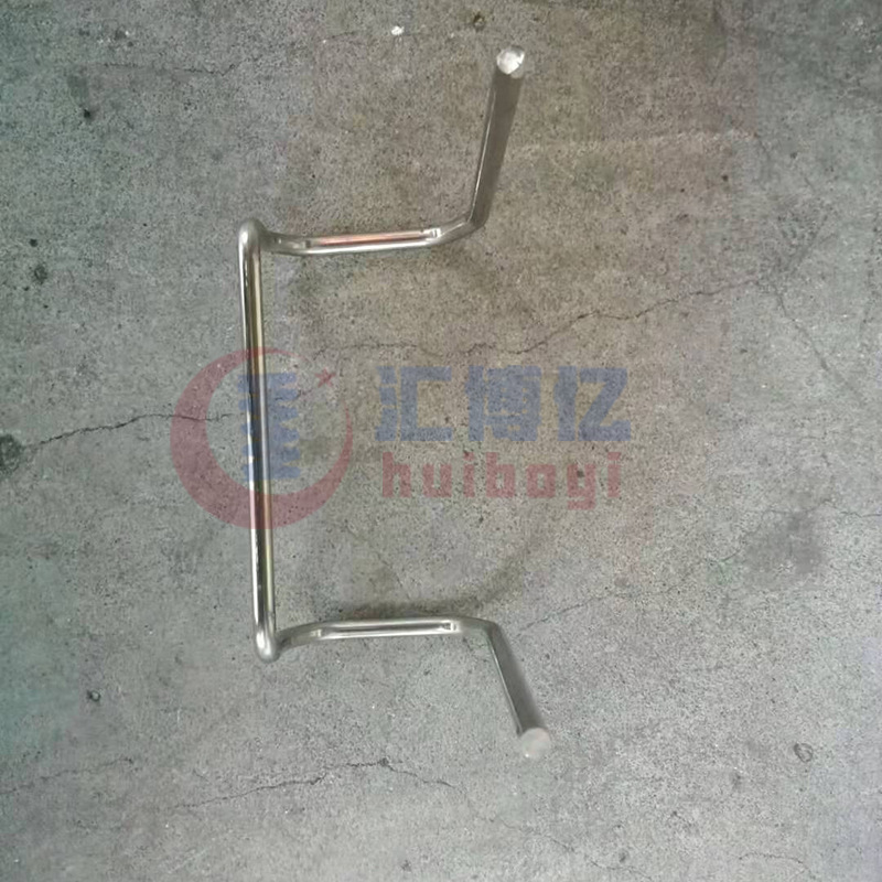 The manufacturer processes clips, spring clips, file folders, iron galvanized non-standard clips, bent parts, steel wire special-shaped springs, cross-border Application Scenario