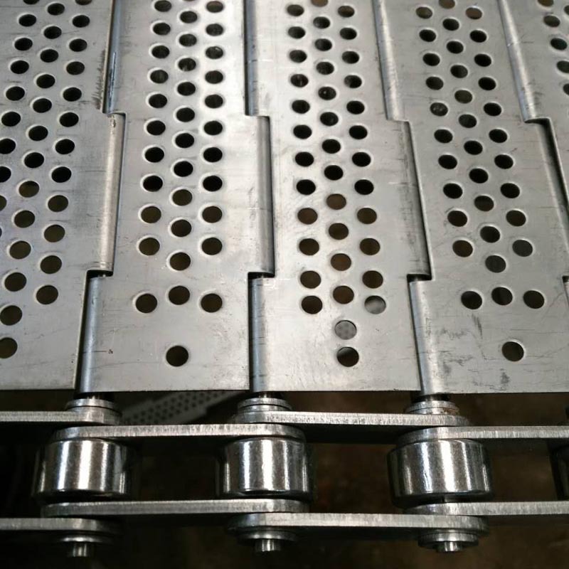 The manufacturer supplies stainless steel perforated chain plates for industrial transmission, stainless steel conveyor plates, chain side guide wheels, drag wheels and chain plates full figure